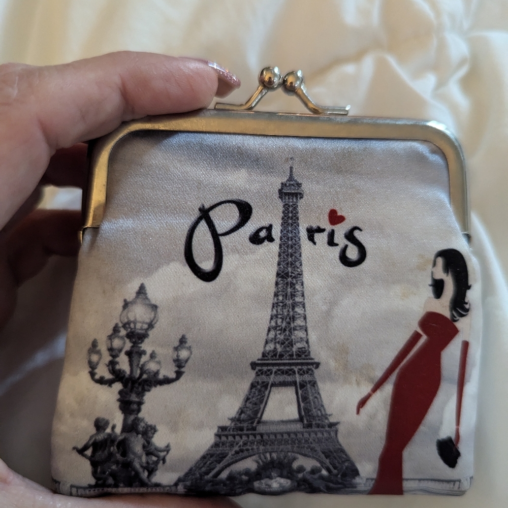 Paris coin purse.
